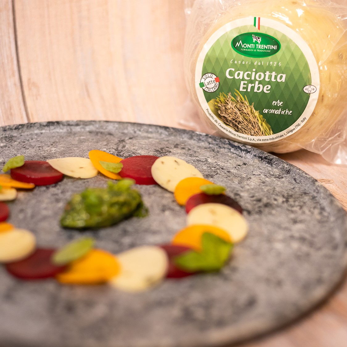 Insalata con Caciotta alle Erbe